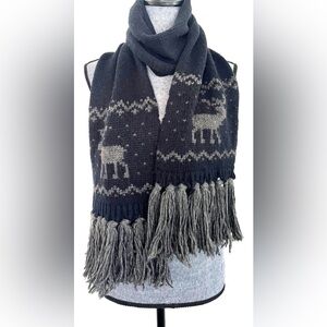 Abercrombie & Fitch Navy Gray winter Scarf with Reindeer Pattern fringe moose